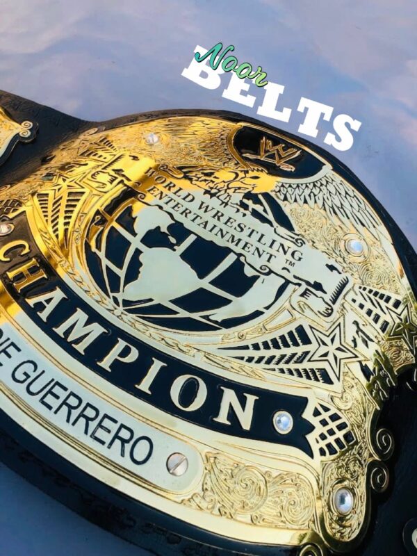 WWE UNDISPUTED CHAMPIONSHIP TITLE BELT