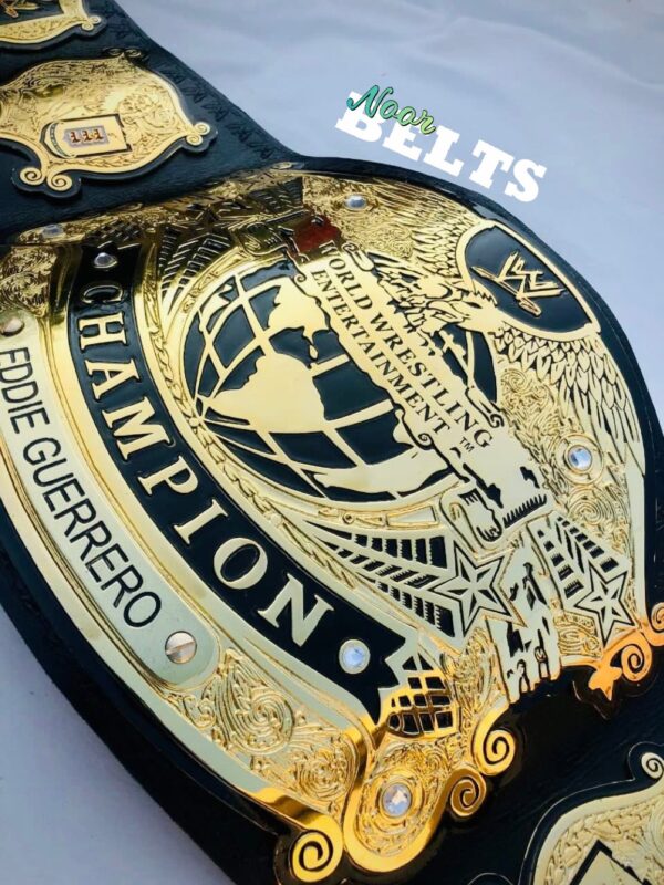 WWE UNDISPUTED CHAMPIONSHIP TITLE BELT - Image 9