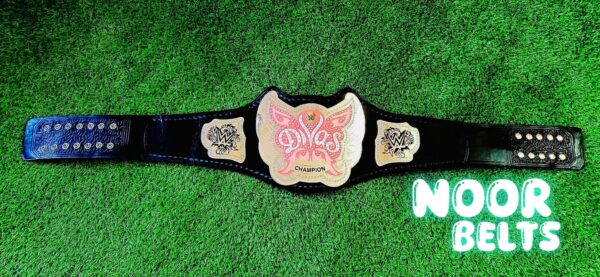 WWE DIVAS CHAMPIONSHIP TITLE BELT - Image 7
