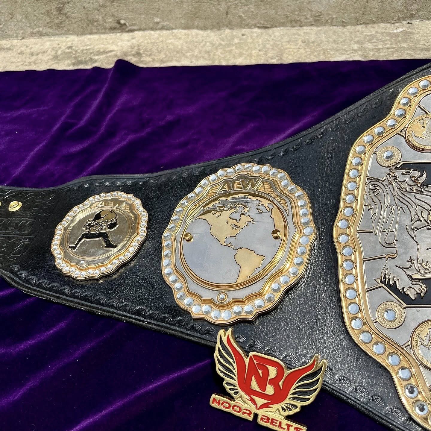 AEW UNIFIED CHAMPIONSHIP TITLE BELT. - Image 2